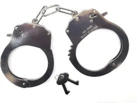 Toy Handcuffs Toy Metal Handcuff with Keys Police Costume Prop Accessories Party Supplies Pretend Play Handcuffs for Kids (Silver)